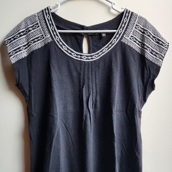 Cupio Black/White Aztec Embroidered Scoop Neck Cap Sleeve Blouse Size Small - Picture 6 of 14
